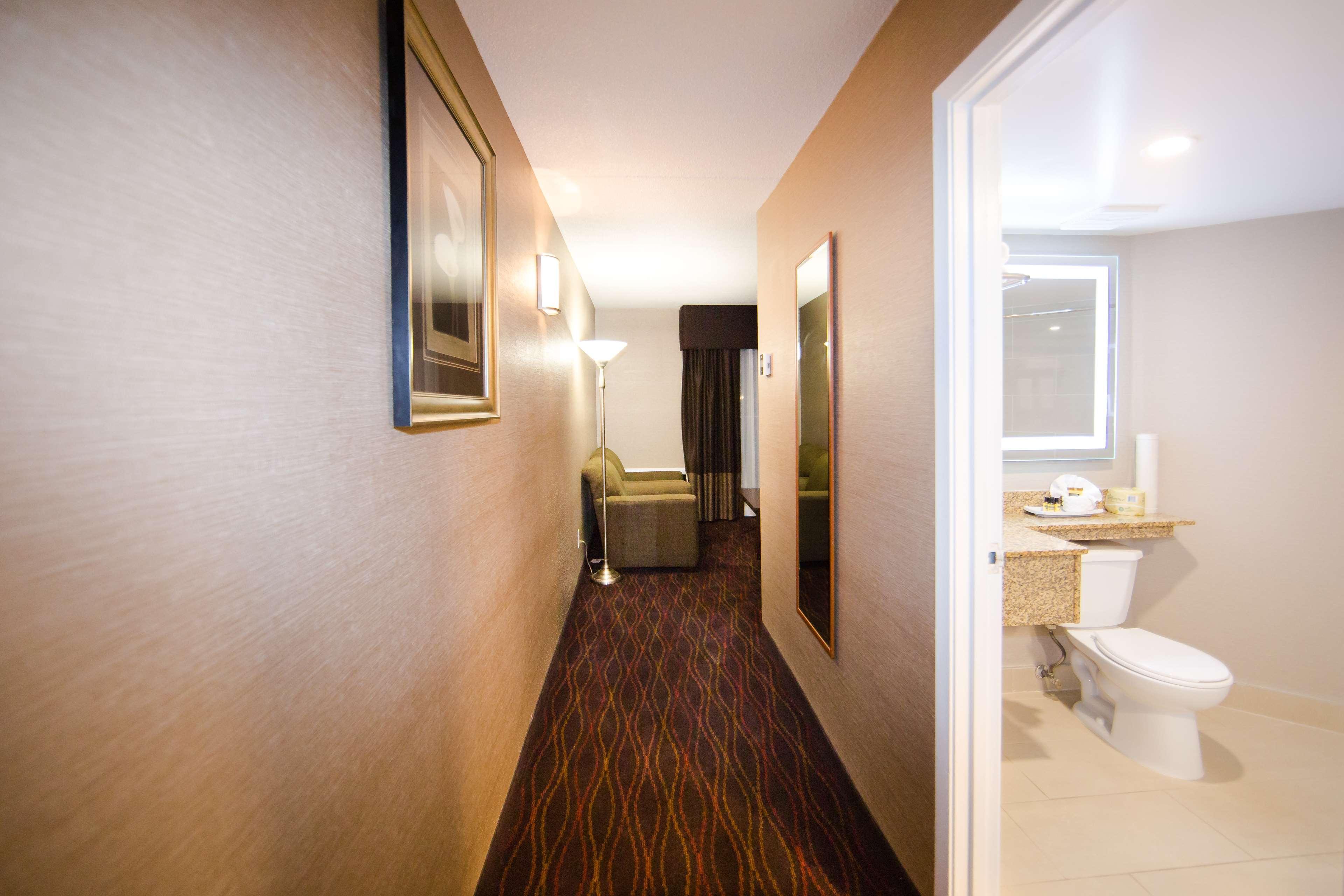 Best Western Plus Ottawa Kanata Hotel And Conference Centre מראה חיצוני תמונה